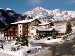 Le Grand Courmaison Otel 4*